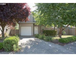 6516 138th Pl, Portland, OR 97236-4479