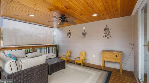 402 Cowpath Rd, Lansdale PA  19446-1516 exterior