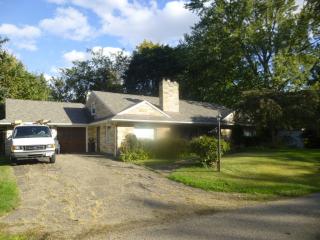 3344 Overbrook Ct, Canton, OH 44709-2832