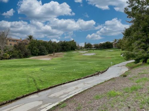 33358 Embassy Ave, Temecula CA  92592-1320 exterior
