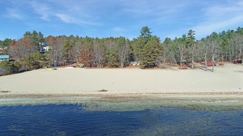 68 Pleasant Dr, Freedom, NH 03836-4637