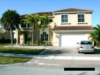 144 Magnolia Way, Jupiter, FL 33469-2132