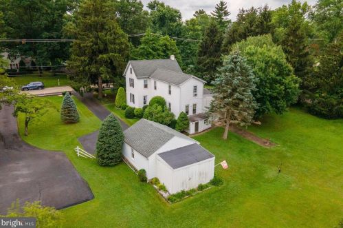 1202 Lansdale Ave, Lansdale, PA 19446-1626