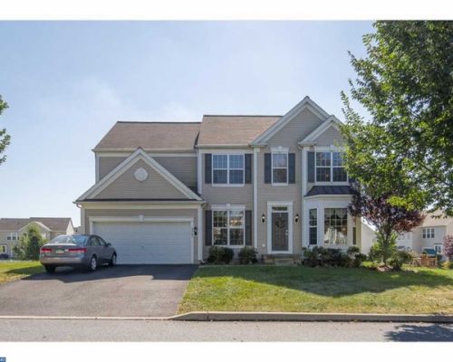 8721 Lockwood Rd, Breinigsville, PA 18031-1295