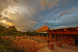 3610 Milton Rd, Tucson, AZ 85706-4726
