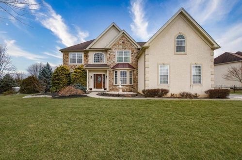2295 Leigh Dr, Easton, PA 18040-8472