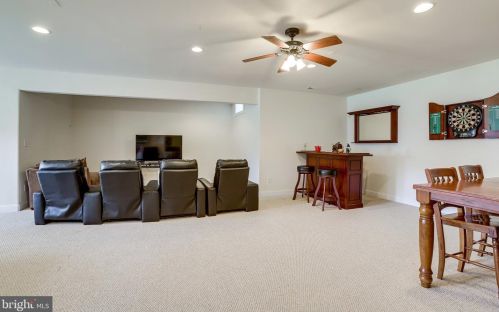 2506 Logmill Rd, Haymarket VA  20169-1417 exterior