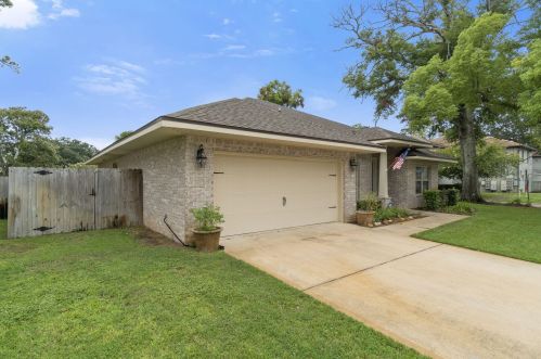 100 Shell Ave, Fort Walton Beach, FL 32548-5514
