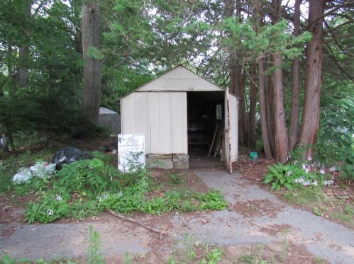 2 Summer St, Salem NH  03079-2552 exterior