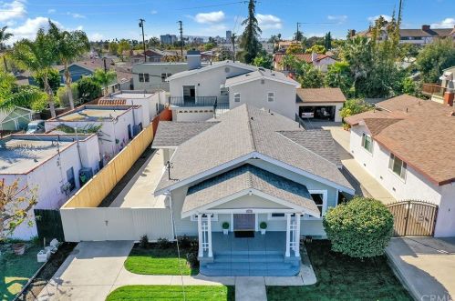 259 Loma Ave, Long Beach CA  90814-2744 exterior