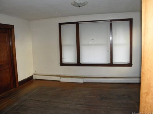 42 Terrace Ave, United States Coast Guard Ac CT  06320-5831 exterior