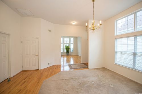 543 Leisure Dr, Panamoka, NY 11961-1649