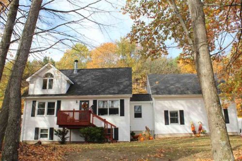 197 Pine Hill Dr, Sheldon, VT 05483-9633