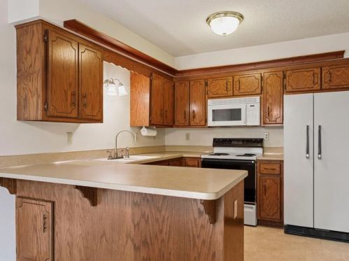 434 98th Ave, Minneapolis, MN 55434-1352