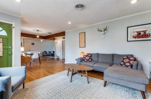 2213 Tierney Rd, Fort Worth TX  76112-3843 exterior