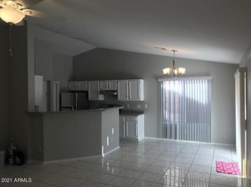 1457 Carter Rd, Phoenix, AZ 85042-5626