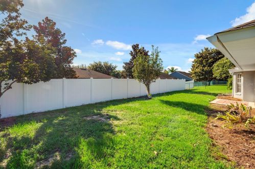 4641 Marsh Harbor Dr, Tavares FL  32778-4764 exterior