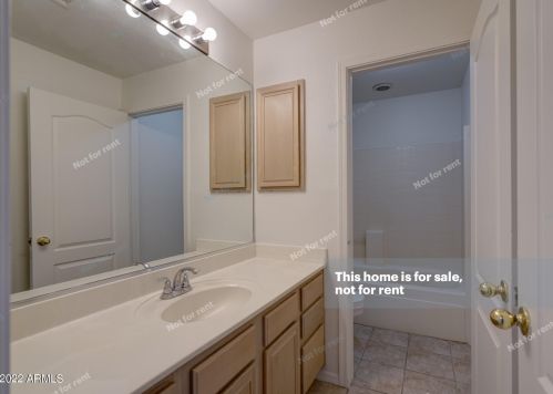 17648 17th St, Phoenix AZ  85022-2113 exterior