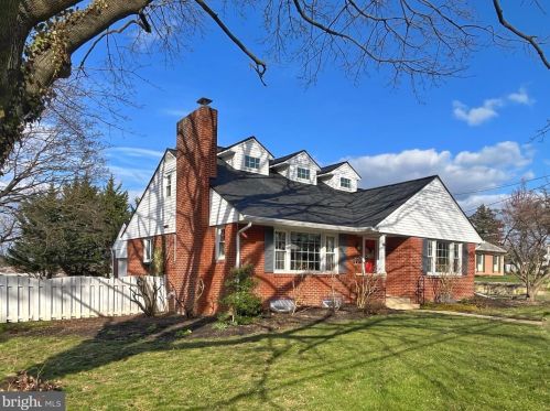 45 Main St, Landisville, PA 17538-1124