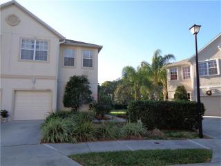3990 Deberry Dr, Sarasota, FL 34233-1227