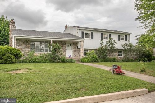 1961 Hemlock Rd, Norristown, PA 19403-3158