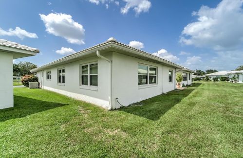 3570 Milano Ave, Lakeland FL  33803-2384 exterior