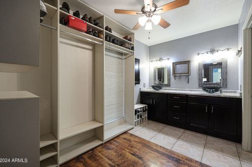 5030 Winchcomb Dr, Scottsdale AZ  85254-2861 exterior