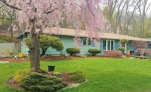 40 Donna Rd, Framingham, MA 01701-7910