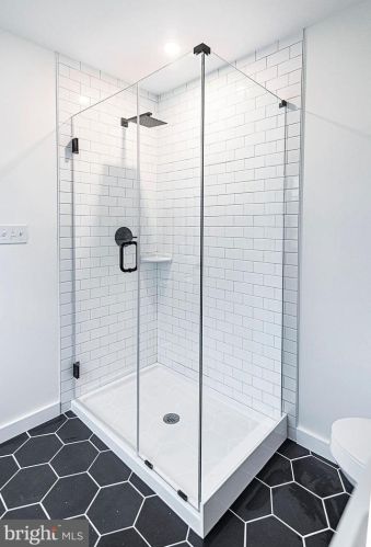 415 Liberty St, Charles Town WV  25414-1827 exterior