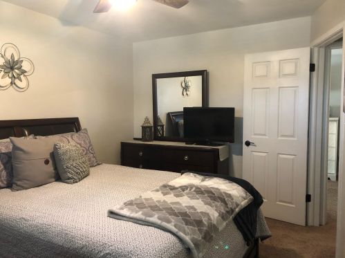 2713 83 Pl, Kenosha WI 53143-6245 exterior