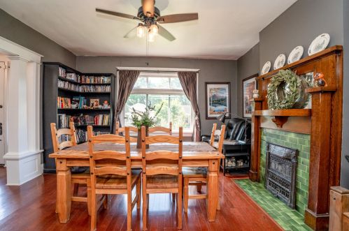 38 40th St, Covington, KY 41015-1774