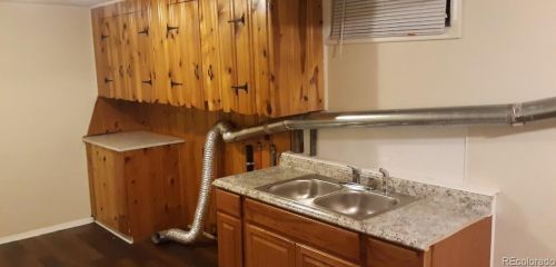 2361 Lima St, Denver CO 80014-1733 exterior