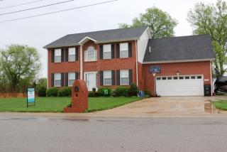 1375 Bluebonnet Dr, Clarksville, TN 37042-1567