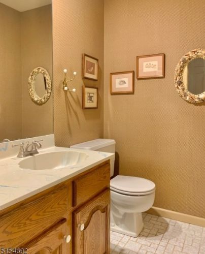 97 Bald Eagle Rd, Hackettstown NJ  07840-2824 exterior