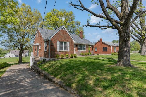 4 Paulena Dr, Newport, KY 41076-2130