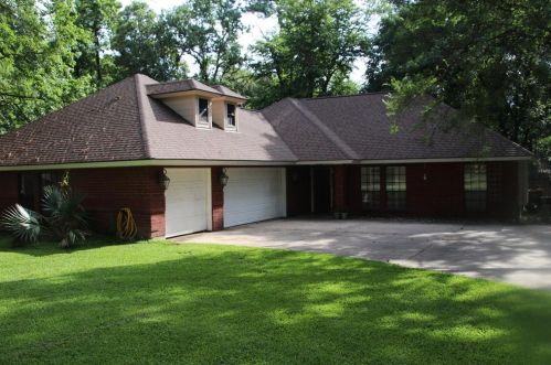 2417 Canter Ln, Conroe TX  77384-3301 exterior