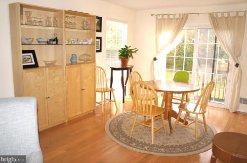 30 Richards Rd, Trenton NJ  08648-1329 exterior