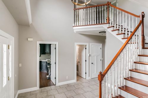 14411 Taddington Dr, Granger, IN 46530-8295