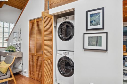 1003 47 St, Oakland CA 94608-3316 exterior