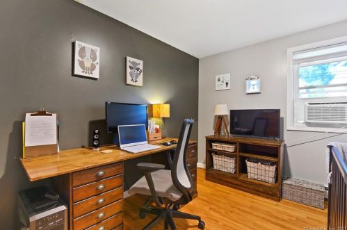 20 Front St, Middletown CT 06457-4424 exterior