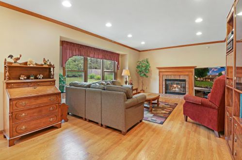 1480 39 Ave, Kenosha WI 53142-7134 exterior