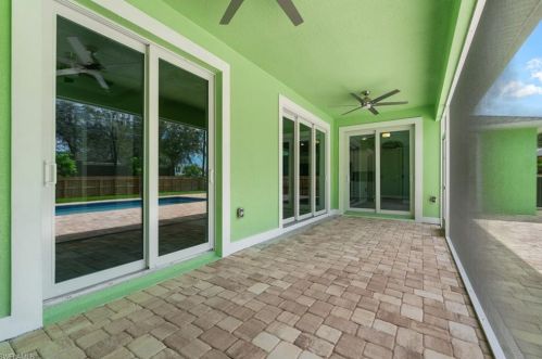 28124 Sunset Dr, Bonita Springs FL  34134-7503 exterior