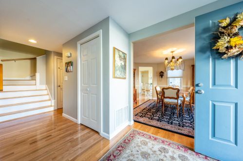 25 Blueberry Path, Yarmouth MA 02675-1475 exterior
