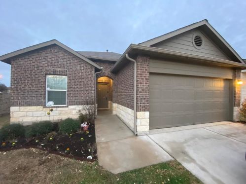 201 Moulins Ln, Georgetown TX  78626-7649 exterior