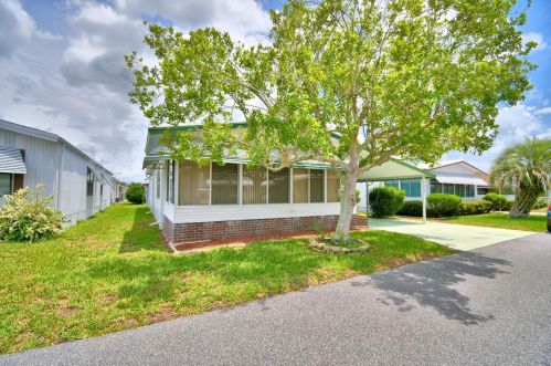 4146 Rolling Oaks Dr, Winter Haven, FL 33880-1647