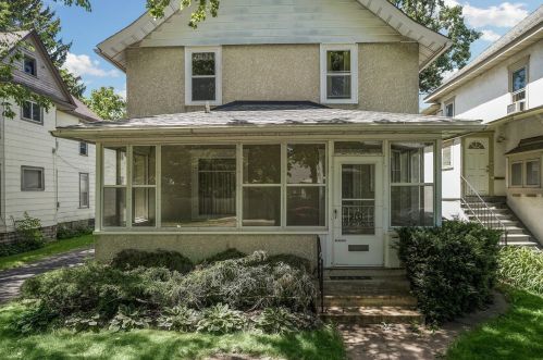2646 Fillmore St, Minneapolis, MN 55418-2932