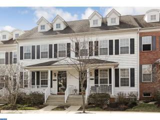 43 Woodbridge Dr, Gardenville, PA