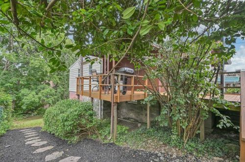 14 Oak Ave, Highland Falls NY  10928-1305 exterior
