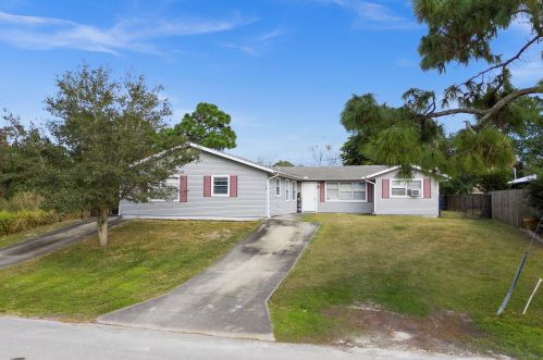 230 Keen Ter, Sebastian, FL 32958-5006