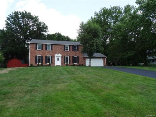 6474 Kevinton Pl, Boston, NY 14025-9640